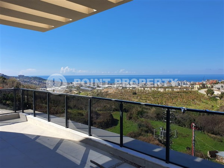 New luxury villa with an area of 440 m2 at the stage of completion of construction works, Kargicak area-id-3871-photo-4