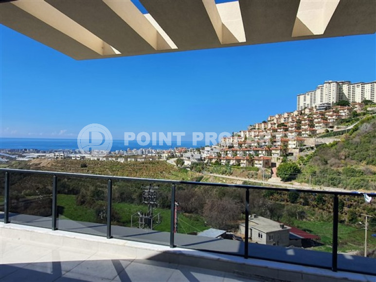 New luxury villa with an area of 440 m2 at the stage of completion of construction works, Kargicak area-id-3871-photo-5