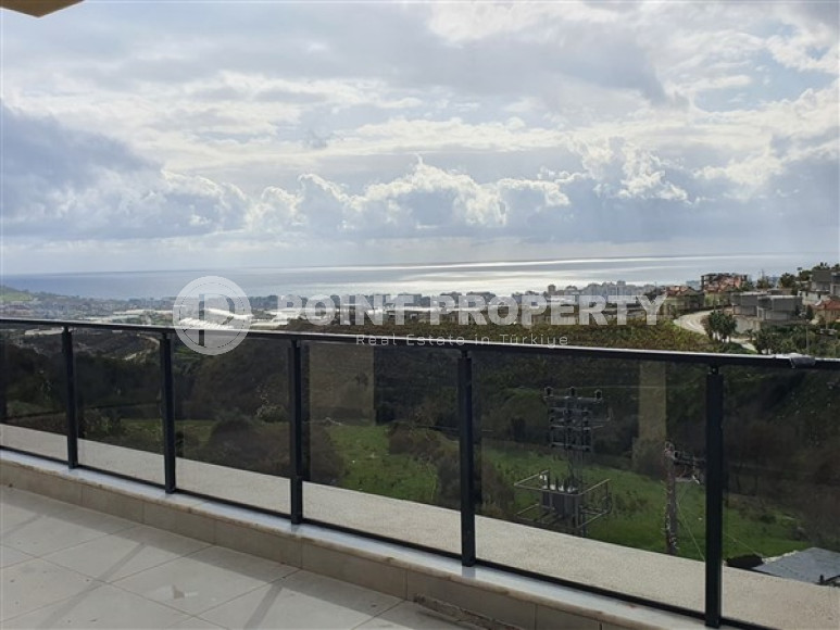 New luxury villa with an area of 440 m2 at the stage of completion of construction works, Kargicak area-id-3871-photo-9