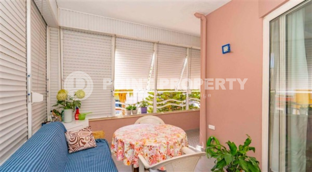 Четырёхкомнатная квартира с большой площадью 240 м2 в центре Аланьи-id-3872-фото-7