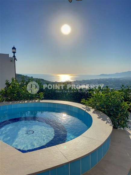 Newly built five-room villa with excellent interior, Kargicak area-id-3873-photo-2