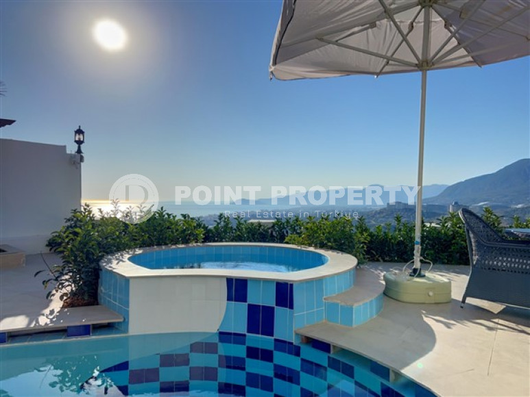 Newly built five-room villa with excellent interior, Kargicak area-id-3873-photo-13