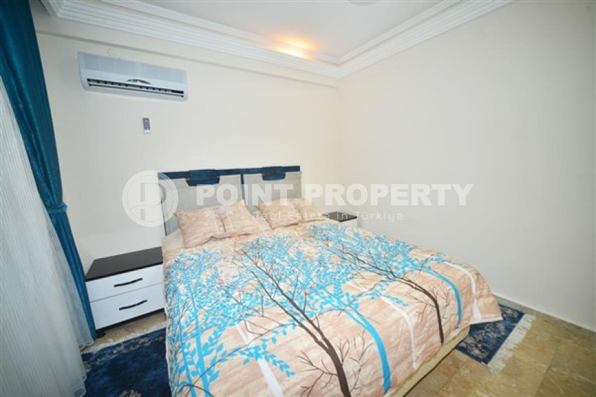 Large villa with an area of 270 m2 and a plot of land of 470 m2 in the Kargicak area-id-3875-photo-10