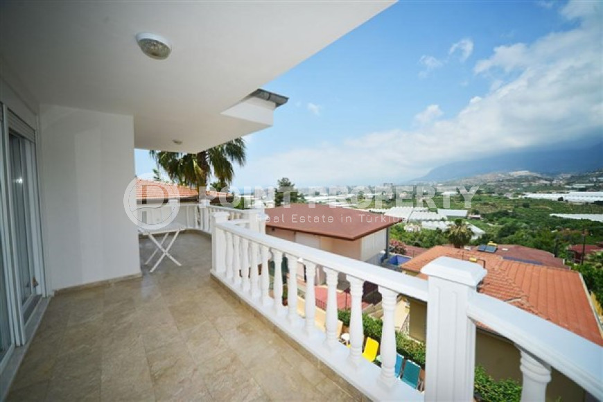 Large villa with an area of 270 m2 and a plot of land of 470 m2 in the Kargicak area-id-3875-photo-17