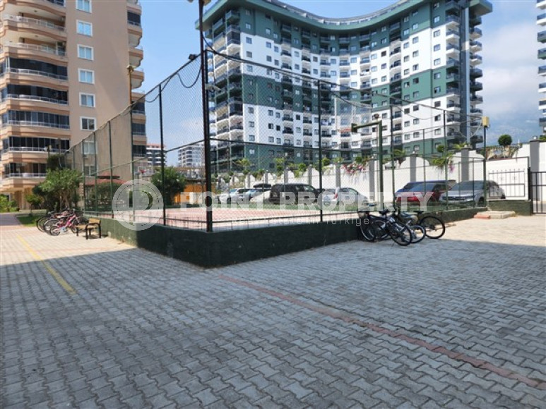 Duplex apartment 270 m2 in a high-rise residence with a swimming pool, Mahmutlar district-id-3878-photo-4