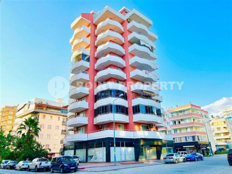 Small compact apartment with two bedrooms 300 meters from the sea.-id-3886-photo-11