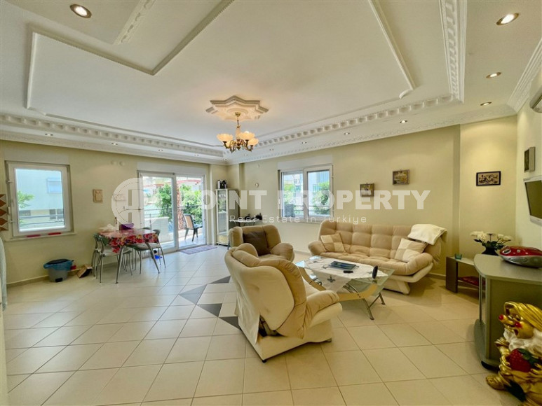 Spacious three-room apartment in Mahmutlar 5 minutes from the sea, 110m2-id-1043-photo-4