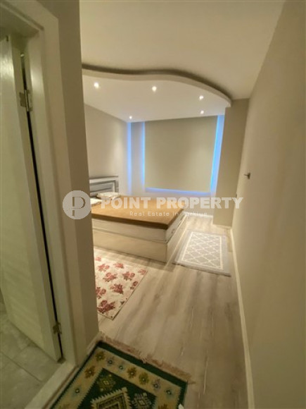 Просторная оборудованная мебелью квартира 168 м2 с остеклёнными балконами, район Махмутлар-id-3891-фото-9