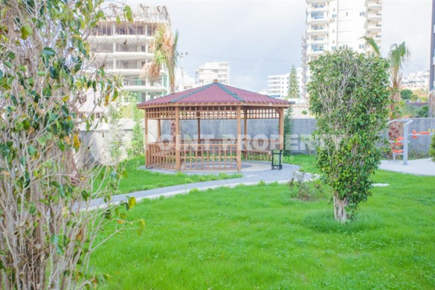 Просторная оборудованная мебелью квартира 168 м2 с остеклёнными балконами, район Махмутлар-id-3891-фото-13