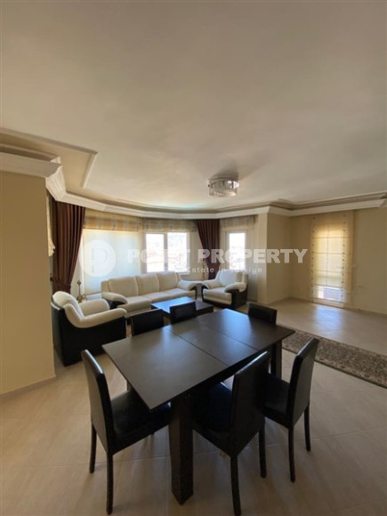 Просторный дуплекс 4+1 на 7-м этаже с мансардой с панорамным видом на море.-id-3898-фото-2