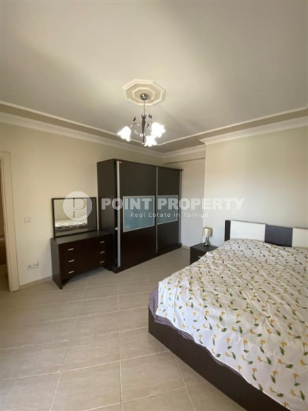 Просторный дуплекс 4+1 на 7-м этаже с мансардой с панорамным видом на море.-id-3898-фото-4