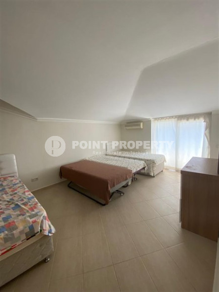 Просторный дуплекс 4+1 на 7-м этаже с мансардой с панорамным видом на море.-id-3898-фото-5