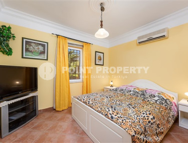 Сказочная уютная вилла с ухоженным зеленым садом и аккуратным двориком в районе Авсаллар.-id-3901-фото-5