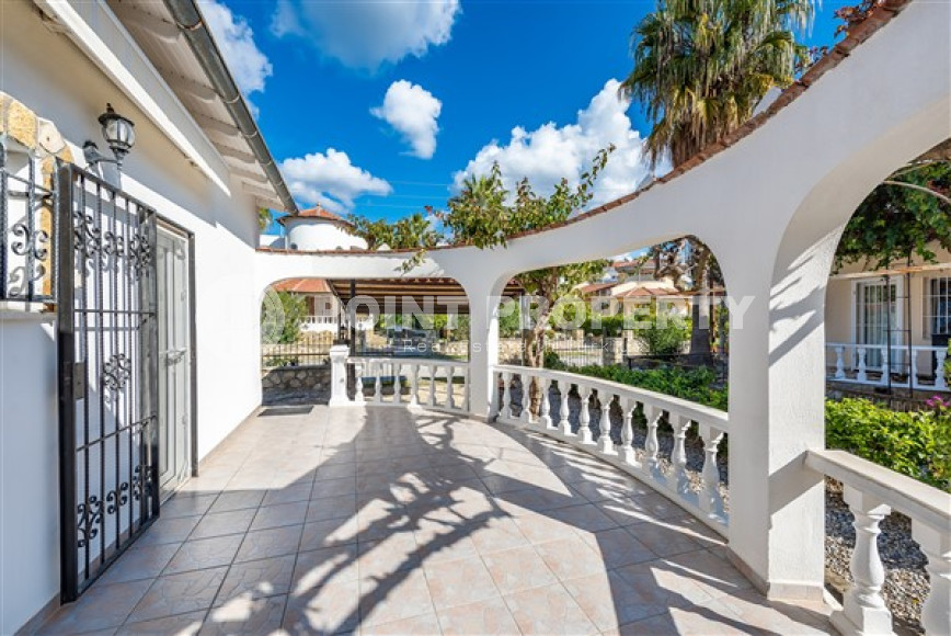 Сказочная уютная вилла с ухоженным зеленым садом и аккуратным двориком в районе Авсаллар.-id-3901-фото-13