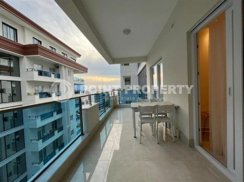 Stylish 1+1 apartment on the 9th floor in a building built in 2022 in the center of Mahmutlar.-id-3906-photo-6