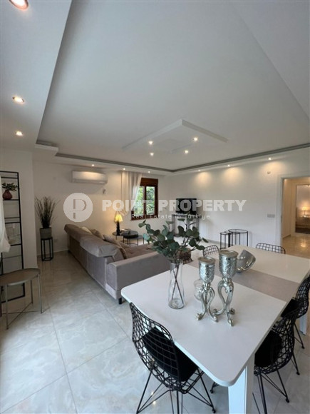 Две квартиры 140 м2 и 100 м2 на верхних этажах комплекса, район Кестель. Возможность получения турецкого гражданства.-id-3912-фото-9