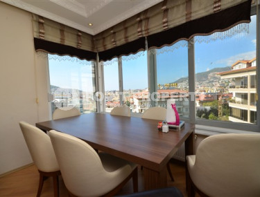 Просторный пятикомнатный пентхаус с площадью 360 м2, центр Аланьи-id-3913-фото-2