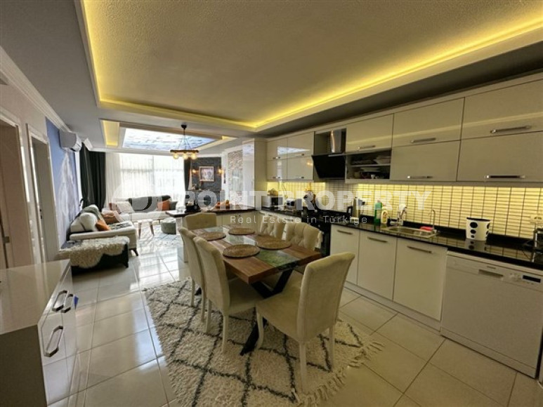 Апартаменты 2+1 с интересными дизайнерскими решениями в интерьере в центре района Оба.-id-3915-фото-3