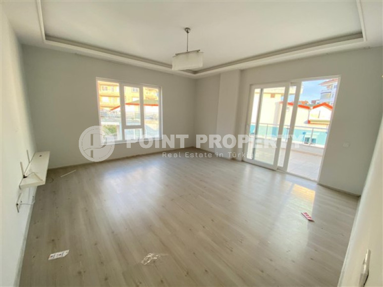 Spacious 2+1 apartment on the 6th floor 900 meters from the sea.-id-3916-photo-4