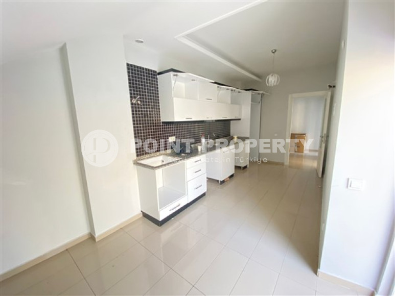 Spacious 2+1 apartment on the 6th floor 900 meters from the sea.-id-3916-photo-7