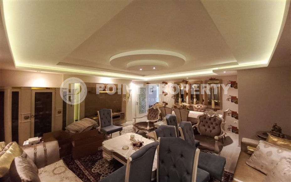 Просторный дуплекс 5+2 на 4-м этаже с мансардой в центральной части Аланьи.-id-3921-фото-2