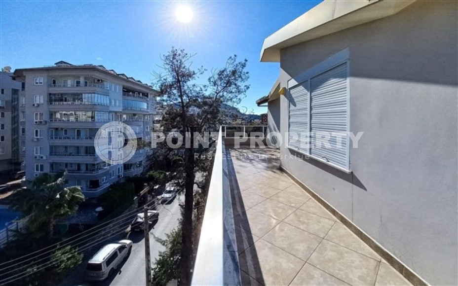 Просторный дуплекс 5+2 на 4-м этаже с мансардой в центральной части Аланьи.-id-3921-фото-13