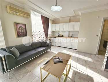 A wonderful one-room apartment with a total area of 65 m2, 500 meters from the sea.-id-3922-photo-4