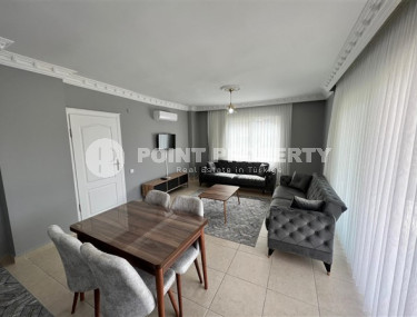 Stylish one-bedroom apartment in the center of the well-maintained prestigious area of Alanya Tosmur.-id-3924-photo-2