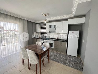 Stylish one-bedroom apartment in the center of the well-maintained prestigious area of Alanya Tosmur.-id-3924-photo-3
