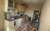 Budget apartment with two bedrooms in the central part of Alanya.-id-3927-photo-3
