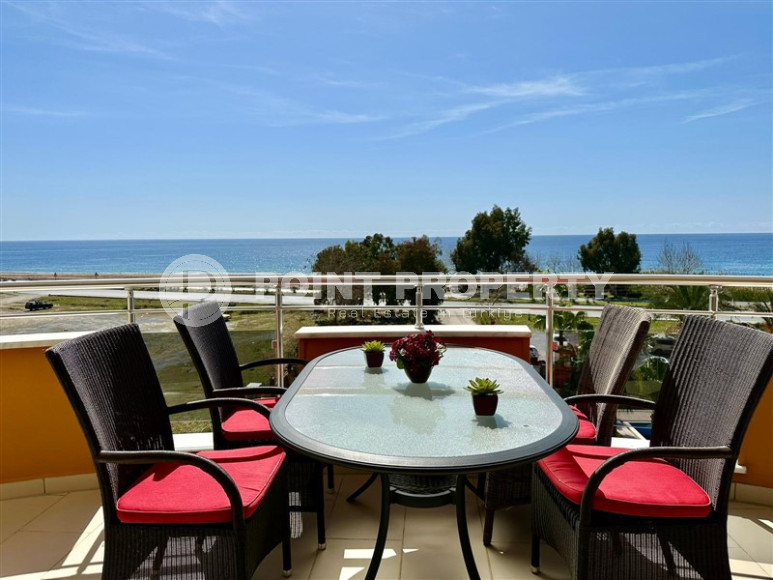 Прекрасная квартира с двумя спальными комнатами на самом берегу Средиземного моря.-id-3928-фото-10