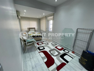 Comfortable penthouse 3+1 with an area of 150 m2, Tosmur district-id-3932-photo-4