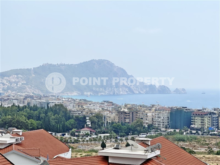 Luxurious five-room penthouse with a 4+1 layout and an area of 240 m2-id-1330-photo-22