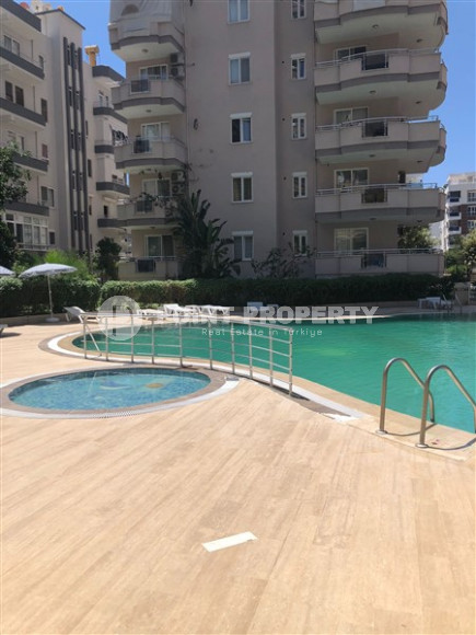 Two-room apartment 2+1, with a total area of 110 m2, on the 10th floor in the popular Mahmutlar area of Alanya.-id-3943-photo-7