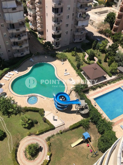 Two-room apartment 2+1, with a total area of 110 m2, on the 10th floor in the popular Mahmutlar area of Alanya.-id-3943-photo-11