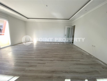 Просторный дуплекс 3+1 на 4-м этаже с мансардой с роскошным панорамным видом на Таврские горы.-id-3945-фото-3