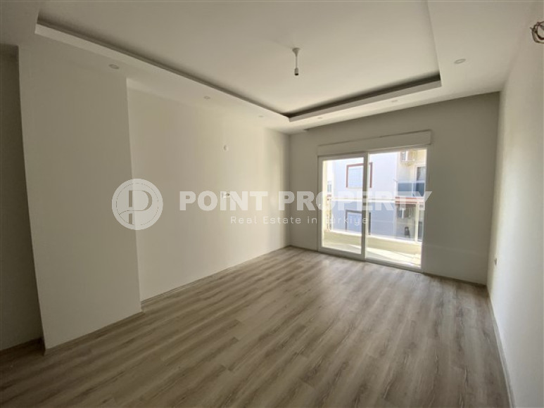 Spacious 3+1 duplex on the 4th floor with an attic with a luxurious panoramic view of the Taurus Mountains.-id-3945-photo-4