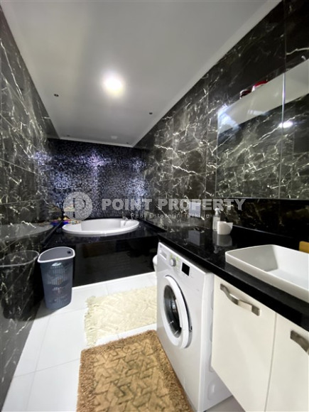 Luxurious 3+1 duplex with an area of 262 m2 and a stylish interior, Kargicak district-id-3952-photo-8