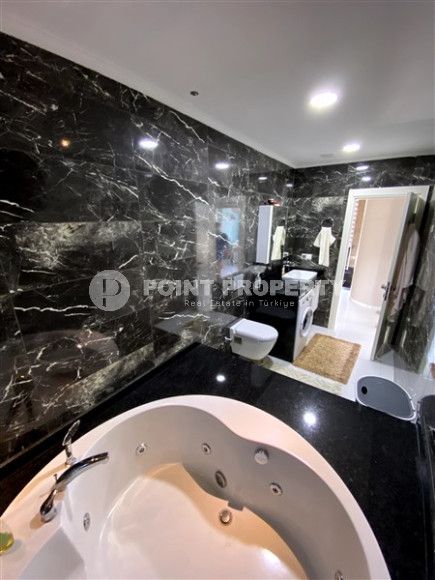 Luxurious 3+1 duplex with an area of 262 m2 and a stylish interior, Kargicak district-id-3952-photo-9