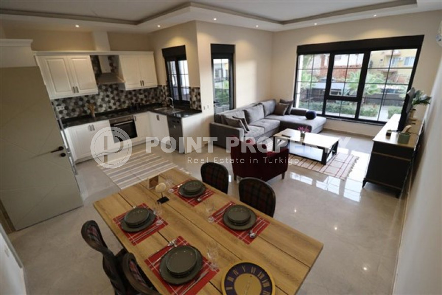 Двухуровневые апартаменты 180 м2 на 1 и 2 этажах комплекса в районе Оба-id-3953-фото-1