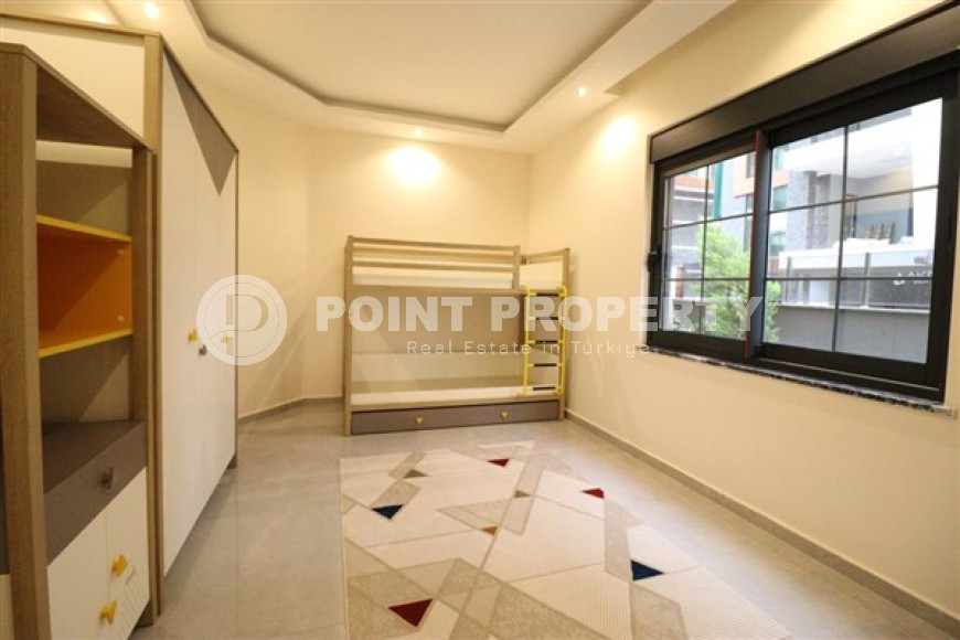 Двухуровневые апартаменты 180 м2 на 1 и 2 этажах комплекса в районе Оба-id-3953-фото-5