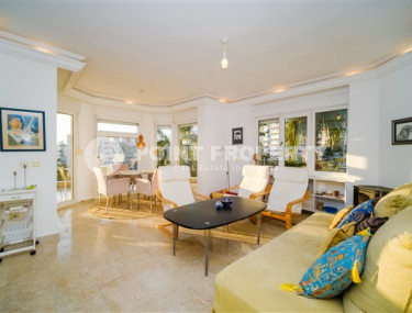 Equipped three-room apartment with furniture in Cikcilli area, 110 m2-id-3957-photo-1