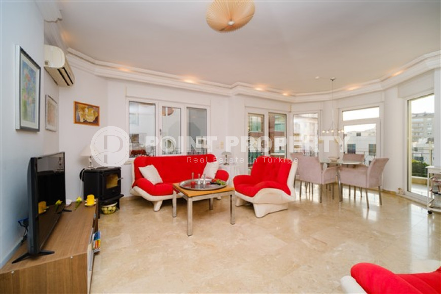 Светлая меблированная квартира 2+1 в доме с бассейном и садом.-id-3959-фото-1