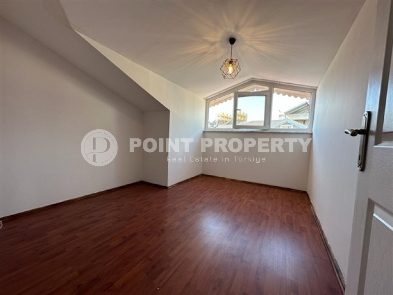 Просторный дуплекс 4+1 в центре благоустроенного района Оба.-id-3960-фото-10