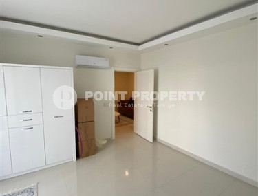 Двухуровневая квартира с двумя спальными комнатами в 300 метрах от моря в районе Кестель.-id-3963-фото-2