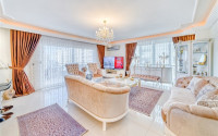 A wonderful, bright apartment with a pleasant interior on the 2nd floor, a 20-minute walk from the sea.-id-3966-photo-2