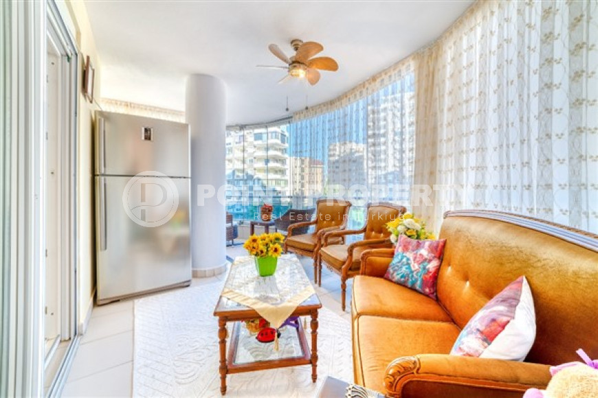 A wonderful, bright apartment with a pleasant interior on the 2nd floor, a 20-minute walk from the sea.-id-3966-photo-8