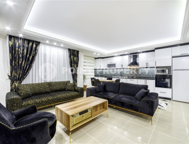 Spacious penthouse with 4+1 layout, 280 m2, from the owner in Mahmutlar, 150 m from the sea-id-1332-photo-2