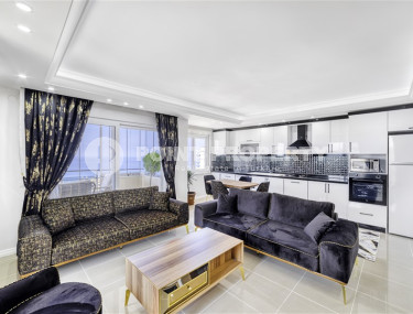 Spacious penthouse with 4+1 layout, 280 m2, from the owner in Mahmutlar, 150 m from the sea-id-1332-photo-4