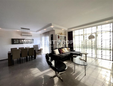 Stylish modern 2+1 apartment in a gated residence with the services of a luxury hotel.-id-3967-photo-2